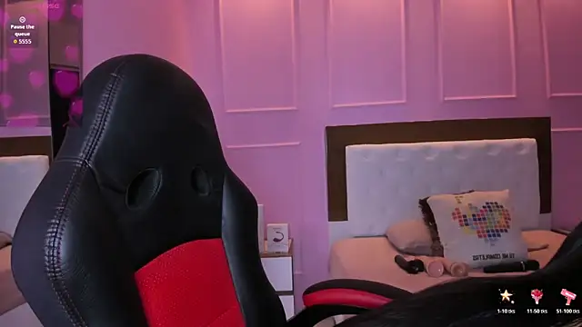 AGATHASMITH5 online show from 27, 2, 2026