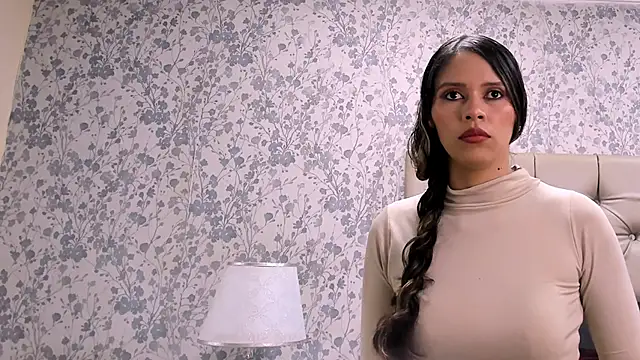 LiliJensen online show from 2, 11, 2025