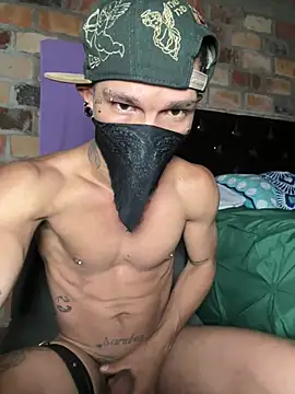 Snapshot of CRAZY-BOY99 chatting on 23, 6, 2026 CRAZY-BOY99 online show from 23, 6, 2026