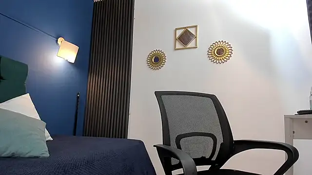 CRAZY-BOY99 online show from 13, 3, 2025