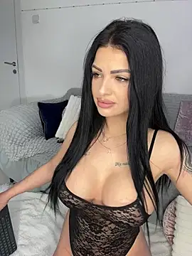 IrisRossie online show from 23, 4, 2026