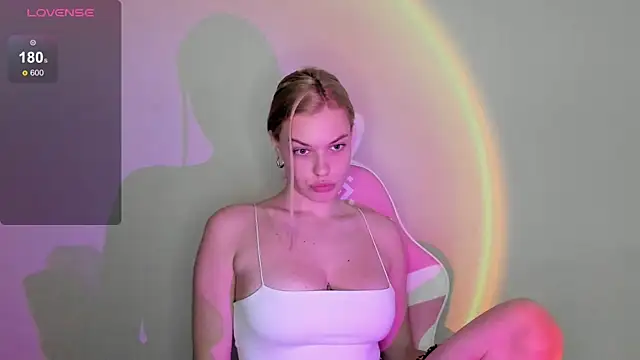 Snapshot of kitty_Cathie chatting on 19, 3, 2025 kitty Cathie online show from 19, 3, 2025