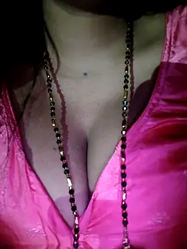 Snapshot of Sexyradha_ chatting on 6, 5, 2026 Sexyradha online show from 6, 5, 2026