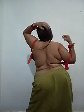 Snapshot of Neha-Bhabhi-Rasily chatting on 18, 5, 2026 Neha-Bhabhi-Rasily online show from 18, 5, 2026