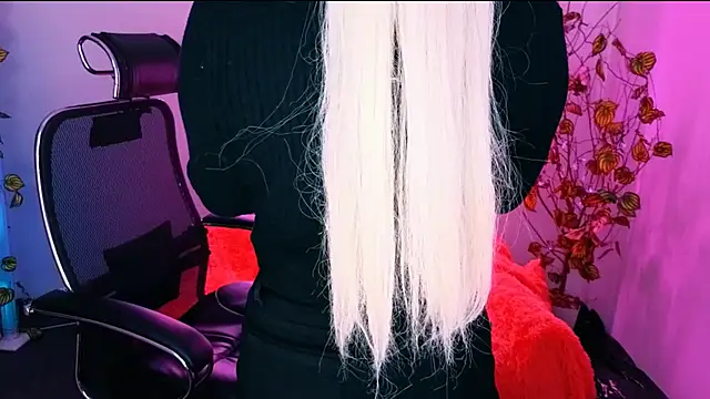 Miss Alice Silver online show from 19, 10, 2025