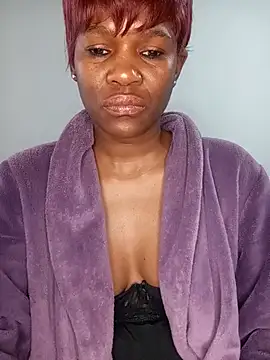 Missvixen81 online show from 3, 8, 2026