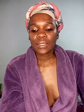 Missvixen81 online show from 24, 4, 2026