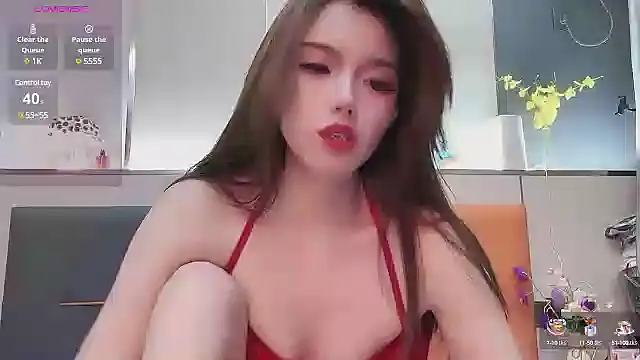 guoguo7777777 online show from 13, 3, 2025