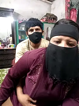 Pakhi Couple 69 online show from 25, 9, 2025