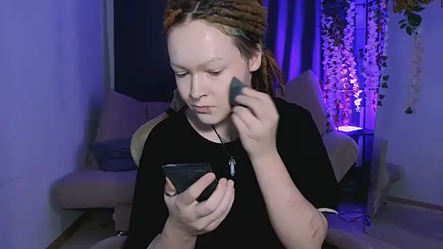 NicoleFlloret online show from 6, 3, 2025