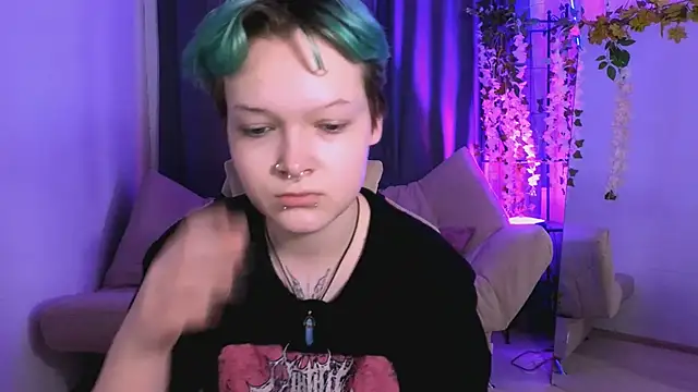 NicoleFlloret online show from 15, 3, 2025