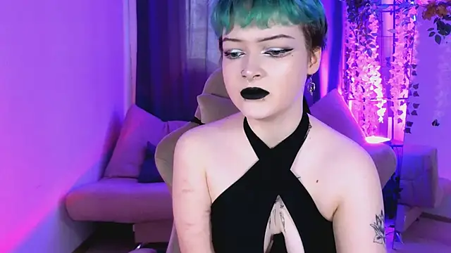 NicoleFlloret online show from 14, 3, 2025