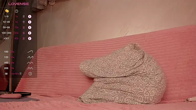 christina trans  online show from 9, 1, 2026