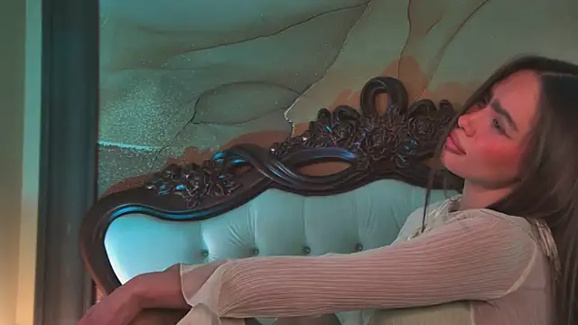 Amanda River online show from 18, 4, 2026