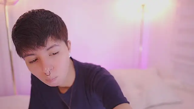 tommy blue online show from 4, 2, 2026