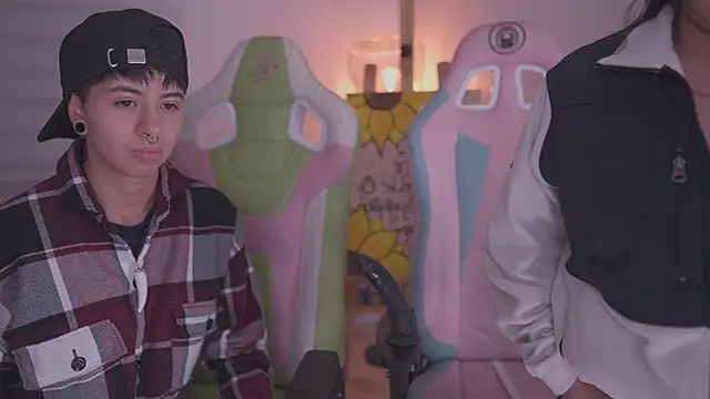 Snapshot of tommy_blue chatting on 22, 11, 2025 tommy blue online show from 22, 11, 2025