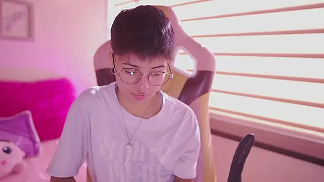 tommy blue online show from 14, 4, 2026