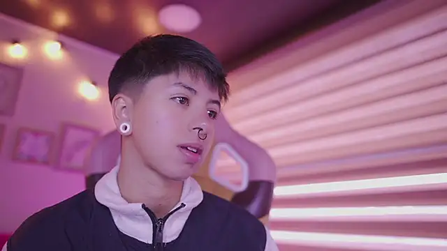 tommy blue online show from 23, 2, 2026