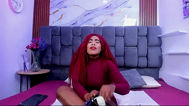 CandyMartinez  online show from 22, 11, 2025