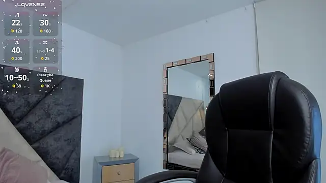 Snapshot of SaskiaGrendel chatting on 28, 11, 2025 SaskiaGrendel online show from 28, 11, 2025