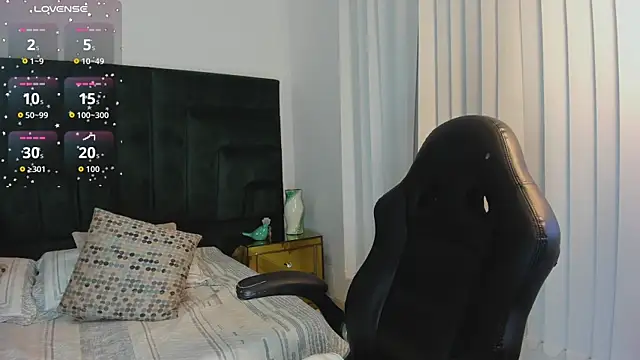 Snapshot of SaskiaGrendel chatting on 16, 10, 2025 SaskiaGrendel online show from 16, 10, 2025