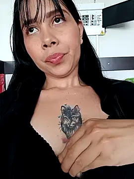 Candy-Body online show from 12, 3, 2025