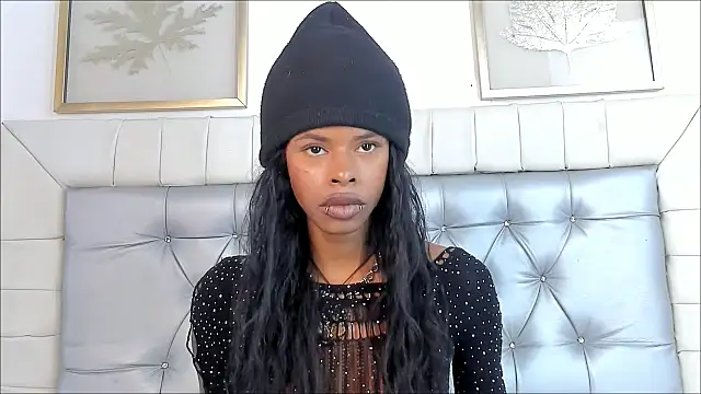 Aprillebony online show from 8, 9, 2025