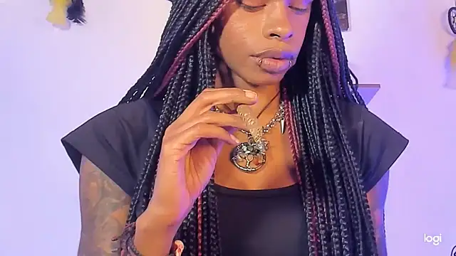 Aprillebony online show from 4, 10, 2025