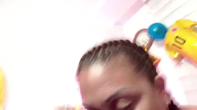 scarlettbooty online show from 1, 7, 2026