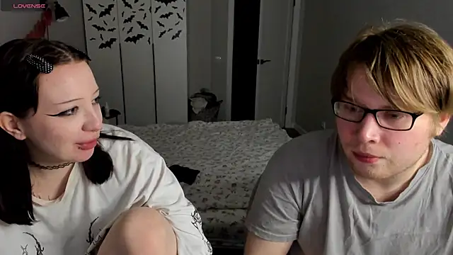 Snapshot of JayMollyy chatting on 20, 4, 2026 JayMollyy online show from 20, 4, 2026