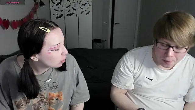 Snapshot of JayMollyy chatting on 15, 4, 2026 JayMollyy online show from 15, 4, 2026