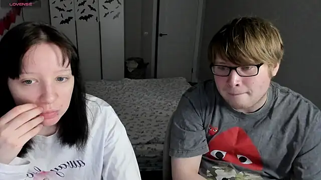 Snapshot of JayMollyy chatting on 19, 4, 2026 JayMollyy online show from 19, 4, 2026