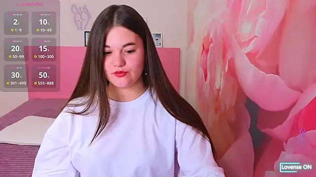 ElinaMils online show from 15, 4, 2026