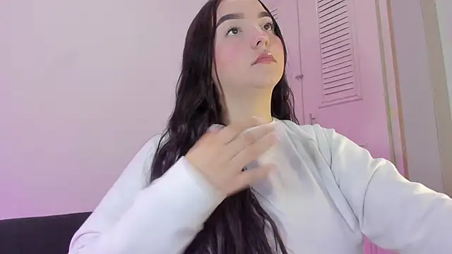 Snapshot of Celestte chatting on 9, 10, 2025 Celestte online show from 9, 10, 2025
