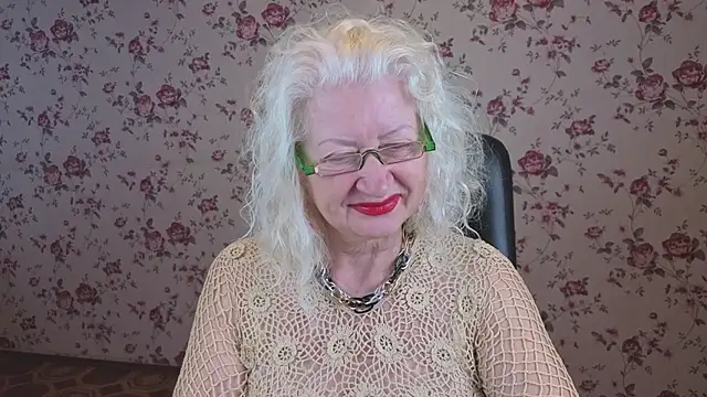 Maya Mayflower online show from 25, 9, 2025