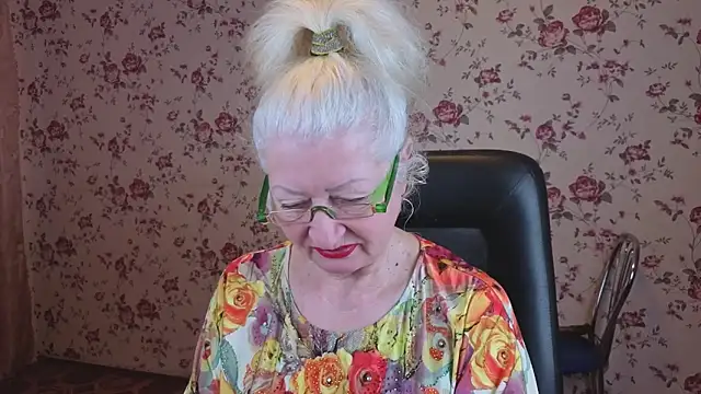 Maya Mayflower online show from 4, 11, 2025