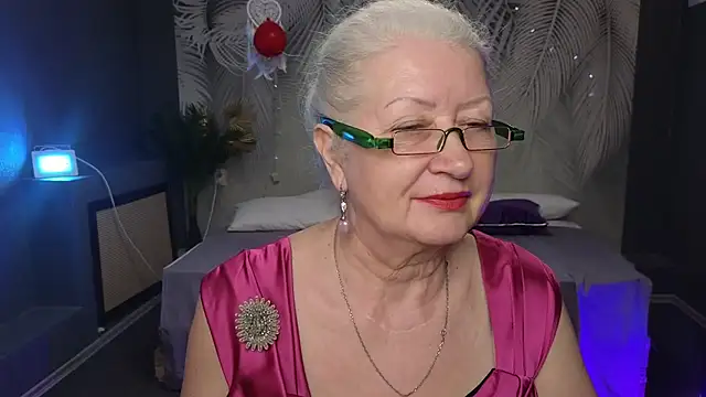 Maya Mayflower online show from 17, 3, 2025