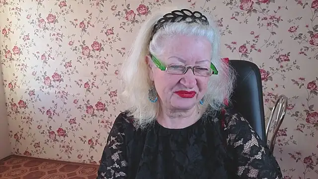 Maya Mayflower online show from 2, 10, 2025
