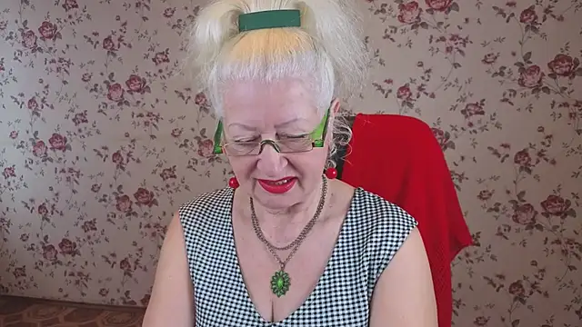 Maya Mayflower online show from 9, 10, 2025