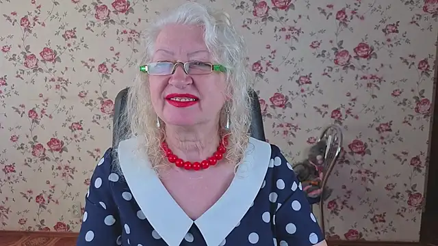 Maya Mayflower online show from 18, 4, 2026