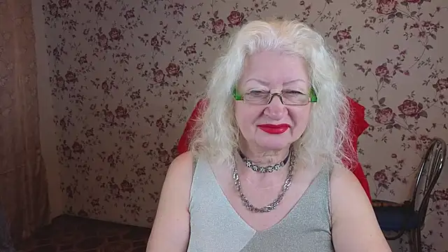 Maya Mayflower online show from 6, 11, 2025