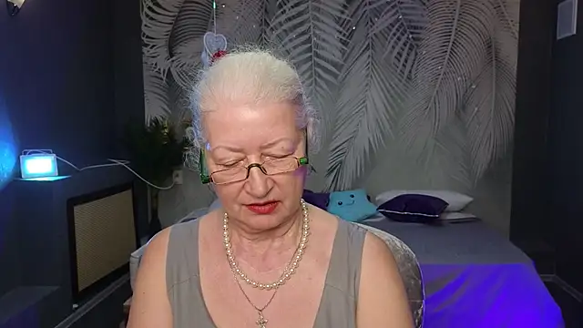 Maya Mayflower online show from 13, 3, 2025