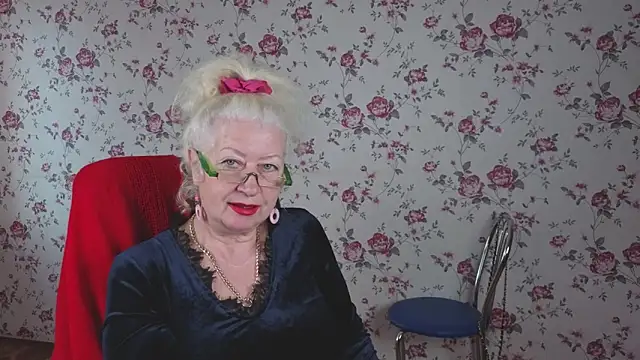 Maya Mayflower online show from 11, 10, 2025