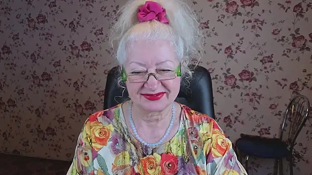 Maya Mayflower online show from 20, 12, 2025