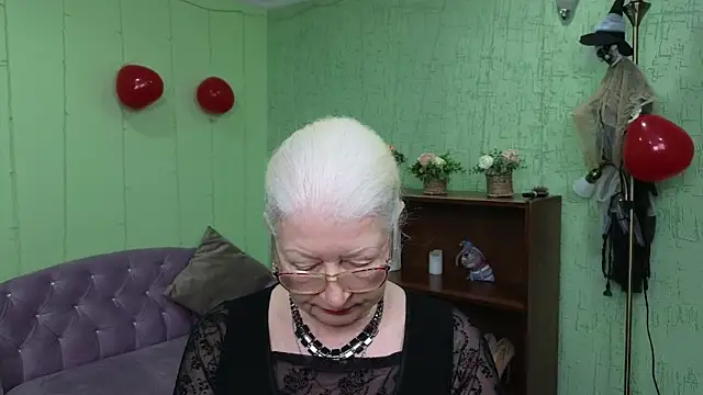 Maya Mayflower online show from 6, 3, 2025