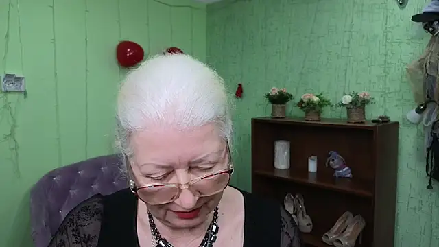 Maya Mayflower online show from 6, 3, 2025