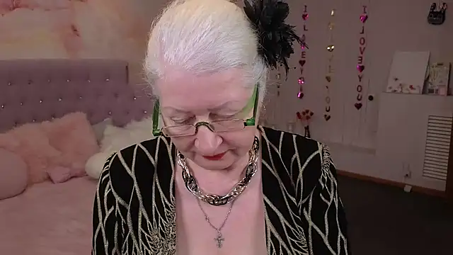 Maya Mayflower online show from 18, 3, 2025