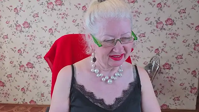 Maya Mayflower online show from 17, 4, 2026