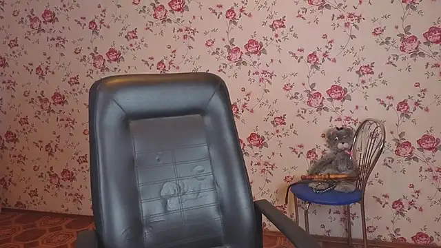 Maya Mayflower online show from 3, 4, 2026