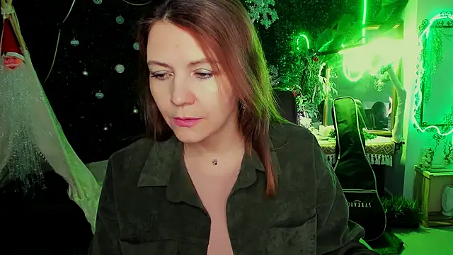 NicoleHitman online show from 5, 2, 2026